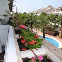 Апартаменты на первой линии моря/озера в Испании, Андалусия, 110 кв.м.