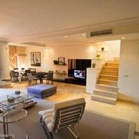 Апартаменты на первой линии моря/озера в Испании, Андалусия, 187 кв.м.