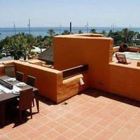 Апартаменты на первой линии моря/озера в Испании, Андалусия, 187 кв.м.