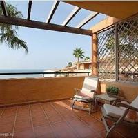 Townhouse at the first line of the sea / lake in Spain, Andalucia, 124 sq.m.
