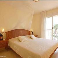 Townhouse at the first line of the sea / lake in Spain, Andalucia, 124 sq.m.