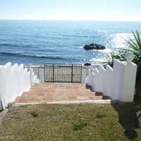 Apartment at the first line of the sea / lake in Spain, Andalucia, 107 sq.m.