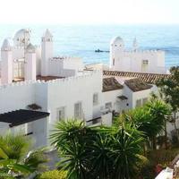 Apartment at the first line of the sea / lake in Spain, Andalucia, 107 sq.m.