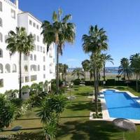 Апартаменты на первой линии моря/озера в Испании, Андалусия, 101 кв.м.