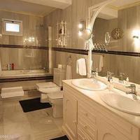 Таунхаус на первой линии моря/озера в Испании, Андалусия, 220 кв.м.