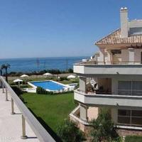 Дом на первой линии моря/озера в Испании, Андалусия, 162 кв.м.