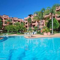 Апартаменты на первой линии моря/озера в Испании, Андалусия, 142 кв.м.