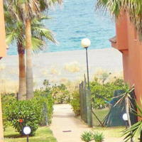 Таунхаус на первой линии моря/озера в Испании, Андалусия, 126 кв.м.