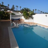 Villa in Spain, Canary Islands, Santa Cruz de Tenerife, 110 sq.m.
