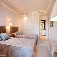 Апартаменты на первой линии моря/озера в Испании, Андалусия, 193 кв.м.