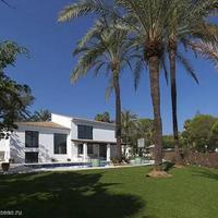 Вилла в Испании, Андалусия, 327 кв.м.