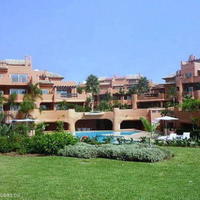 Дом на первой линии моря/озера в Испании, Андалусия, 475 кв.м.