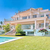 Villa in Spain, Andalucia, 830 sq.m.