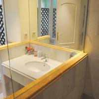 Вилла на первой линии моря/озера в Испании, Андалусия, 376 кв.м.