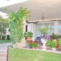 Вилла на первой линии моря/озера в Испании, Андалусия, 376 кв.м.