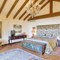 Дом в Испании, Андалусия, 1329 кв.м.