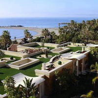 Penthouse at the first line of the sea / lake in Spain, Andalucia, 390 sq.m.