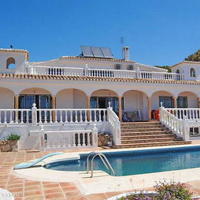 Вилла на первой линии моря/озера в Испании, Андалусия, 550 кв.м.