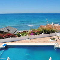 Вилла на первой линии моря/озера в Испании, Андалусия, 550 кв.м.