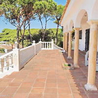 Вилла на первой линии моря/озера в Испании, Андалусия, 550 кв.м.