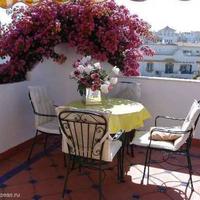 Townhouse at the first line of the sea / lake in Spain, Andalucia, 190 sq.m.