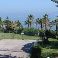 Townhouse at the first line of the sea / lake in Spain, Andalucia, 190 sq.m.