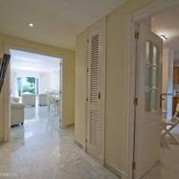 Апартаменты на первой линии моря/озера в Испании, Андалусия, 155 кв.м.