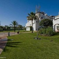 Апартаменты на первой линии моря/озера в Испании, Андалусия, 155 кв.м.