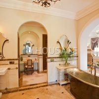 Вилла в Испании, Андалусия, 1042 кв.м.