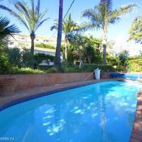 Вилла на второй линии моря/озера в Испании, Андалусия, 241 кв.м.