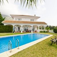 Вилла в Испании, Андалусия, 390 кв.м.