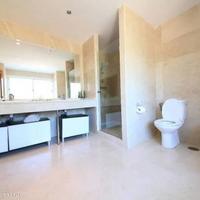 Villa in Spain, Andalucia, 331 sq.m.