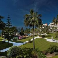 Flat at the first line of the sea / lake in Spain, Andalucia, 580 sq.m.