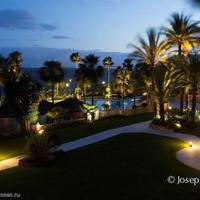 Flat at the first line of the sea / lake in Spain, Andalucia, 580 sq.m.