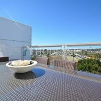 Flat in Spain, Andalucia, 184 sq.m.