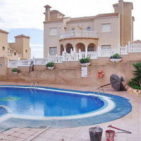 Townhouse in Spain, Comunitat Valenciana, Alicante, 130 sq.m.