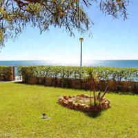 Villa at the first line of the sea / lake in Spain, Comunitat Valenciana, Alicante, 170 sq.m.