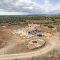 Вилла в Испании, Кастилия и Леон, Монсон-де-Кампос, 610 кв.м.