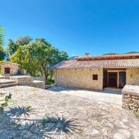 Villa in Spain, Balearic Islands, Palma, 320 sq.m.