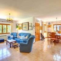 Villa in Spain, Balearic Islands, Palma, 140 sq.m.