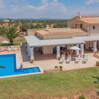 House in Spain, Castile and Leon, Monzon de Campos, 400 sq.m.