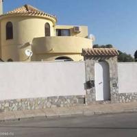 Villa in Spain, Comunitat Valenciana, Alicante, 130 sq.m.