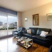 Penthouse in the city center in Spain, Catalunya, 120 sq.m.