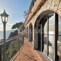 Вилла в Испании, Каталония, Льорет-де-Мар