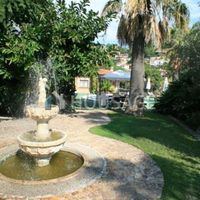 Вилла в Испании, Каталония, Льорет-де-Мар