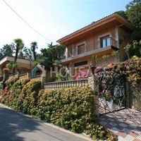 Вилла в Испании, Каталония, Льорет-де-Мар