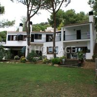 Villa in Spain, Catalunya, Girona, 260 sq.m.