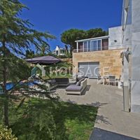 Вилла в Испании, Каталония, Льорет-де-Мар, 350 кв.м.