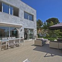 Вилла в Испании, Каталония, Льорет-де-Мар, 350 кв.м.
