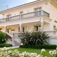 Вилла в Италии, Гарда, 700 кв.м.